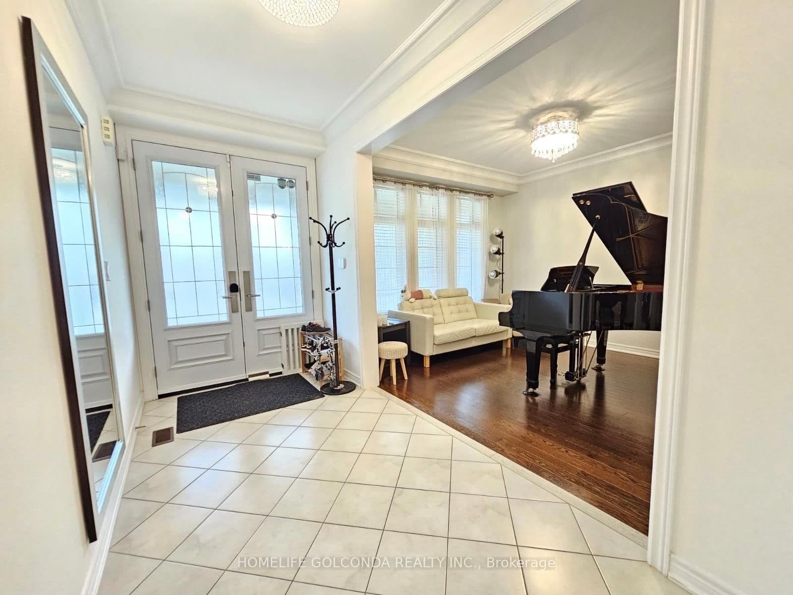 3252 Larry Crescent thumbnail 3