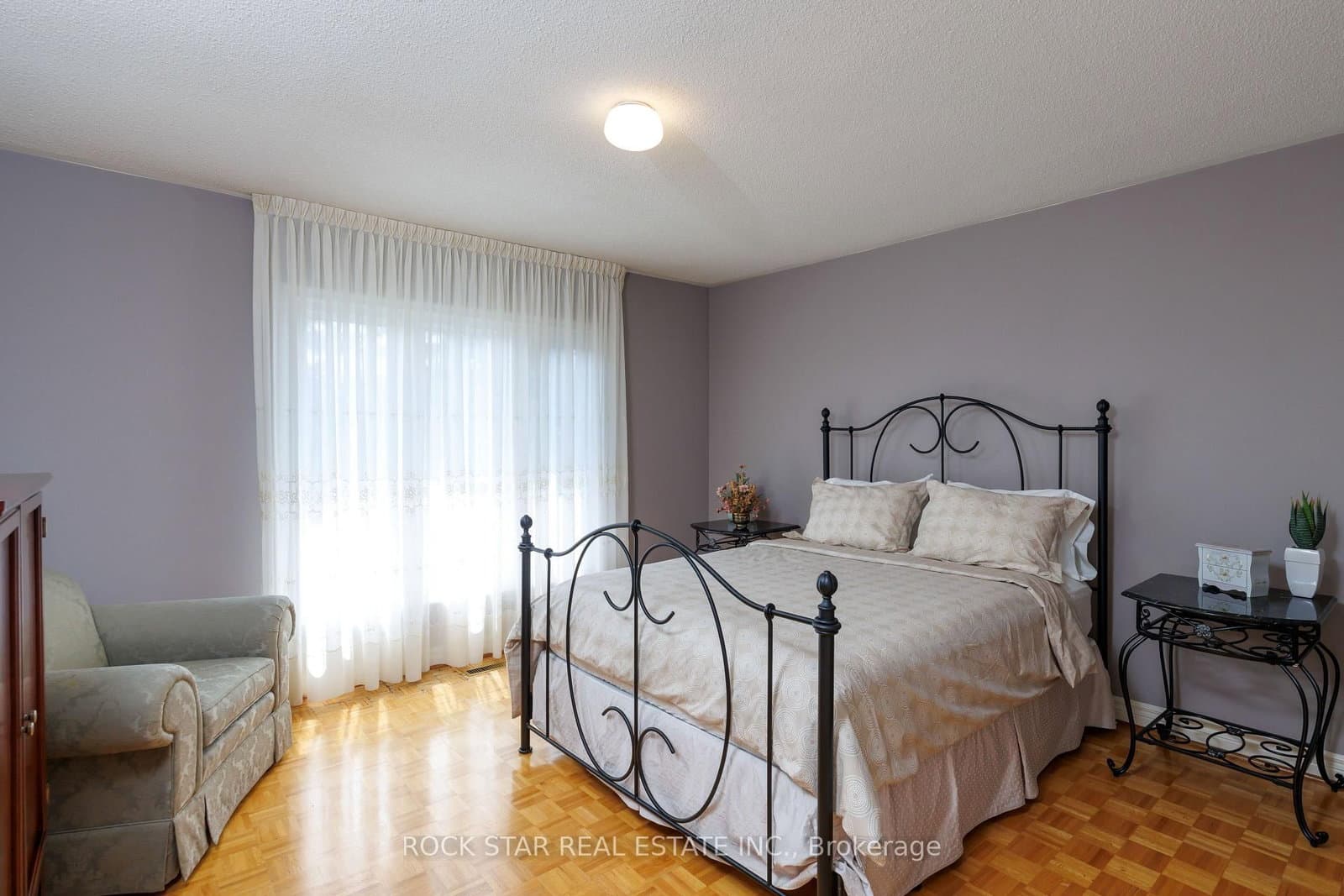 1807 Tattersall Way thumbnail 38
