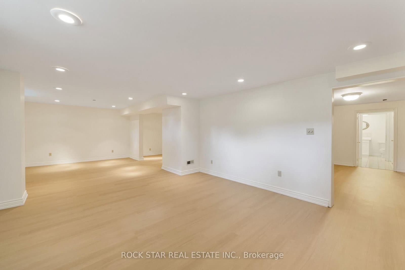 1807 Tattersall Way thumbnail 45