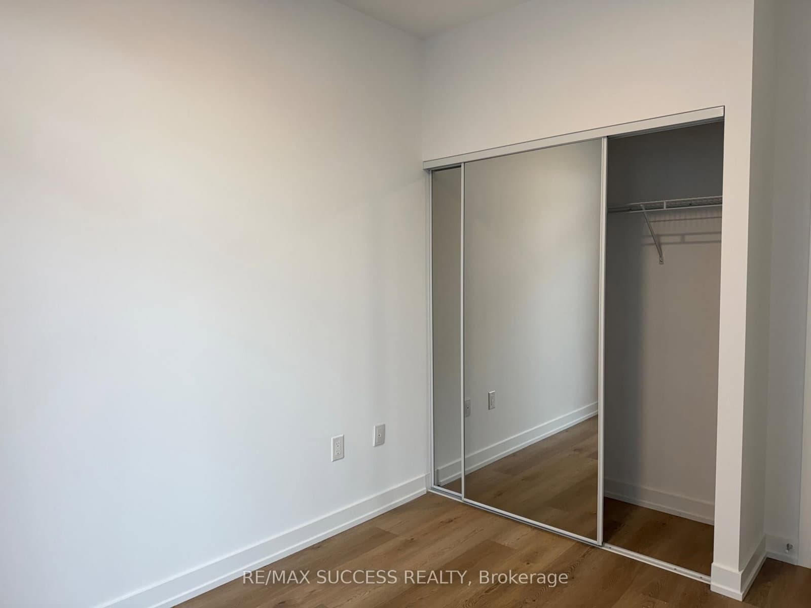395 Square One Drive, Unit 1607 thumbnail 14