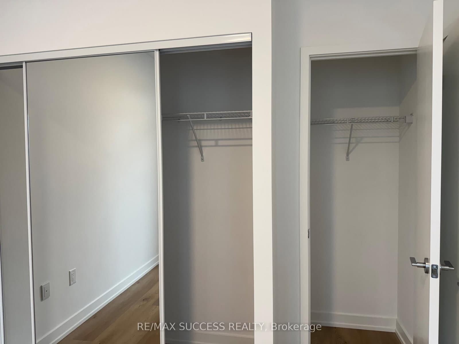 395 Square One Drive, Unit 1607 thumbnail 15