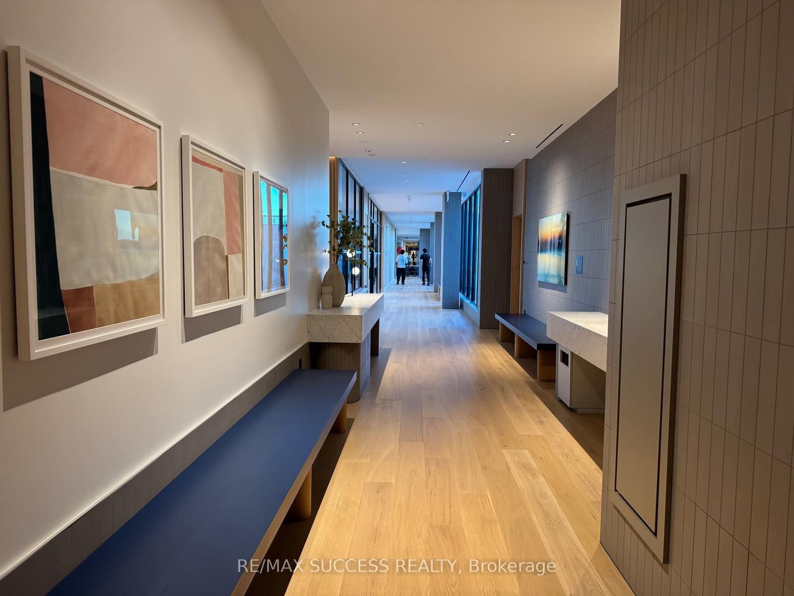 395 Square One Drive, Unit 1607 thumbnail 27