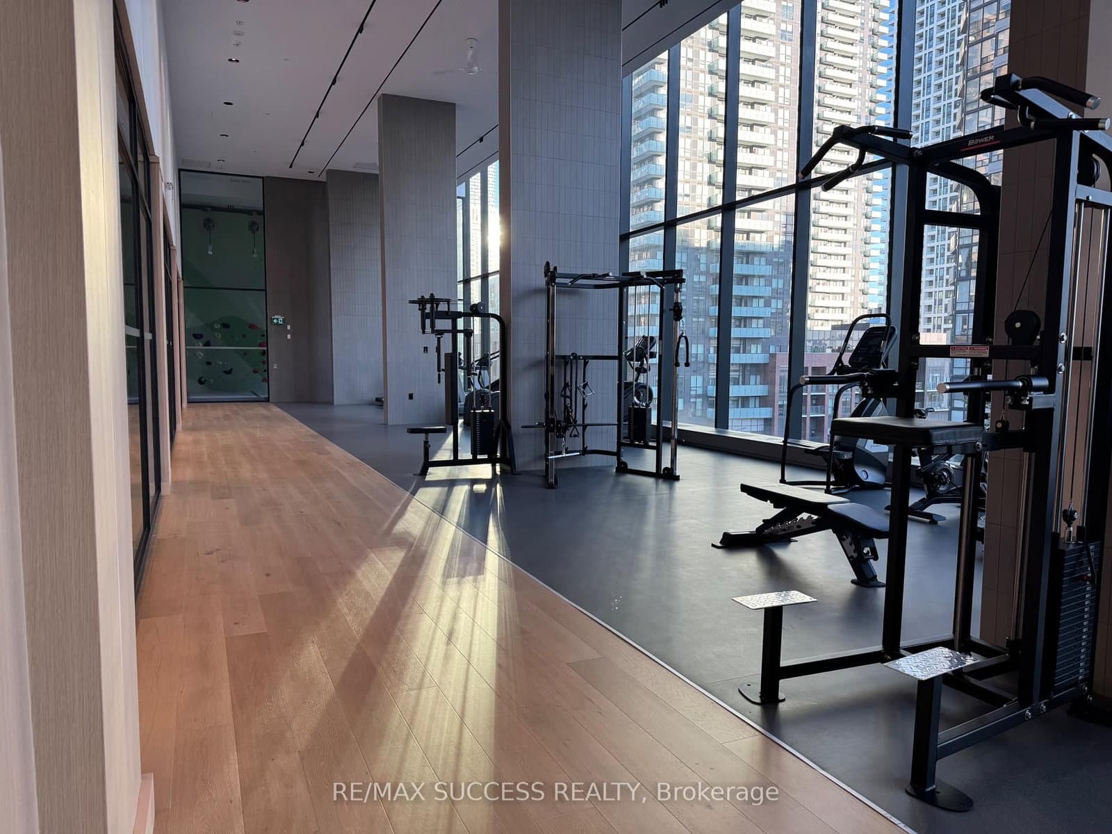 395 Square One Drive, Unit 1607 thumbnail 29