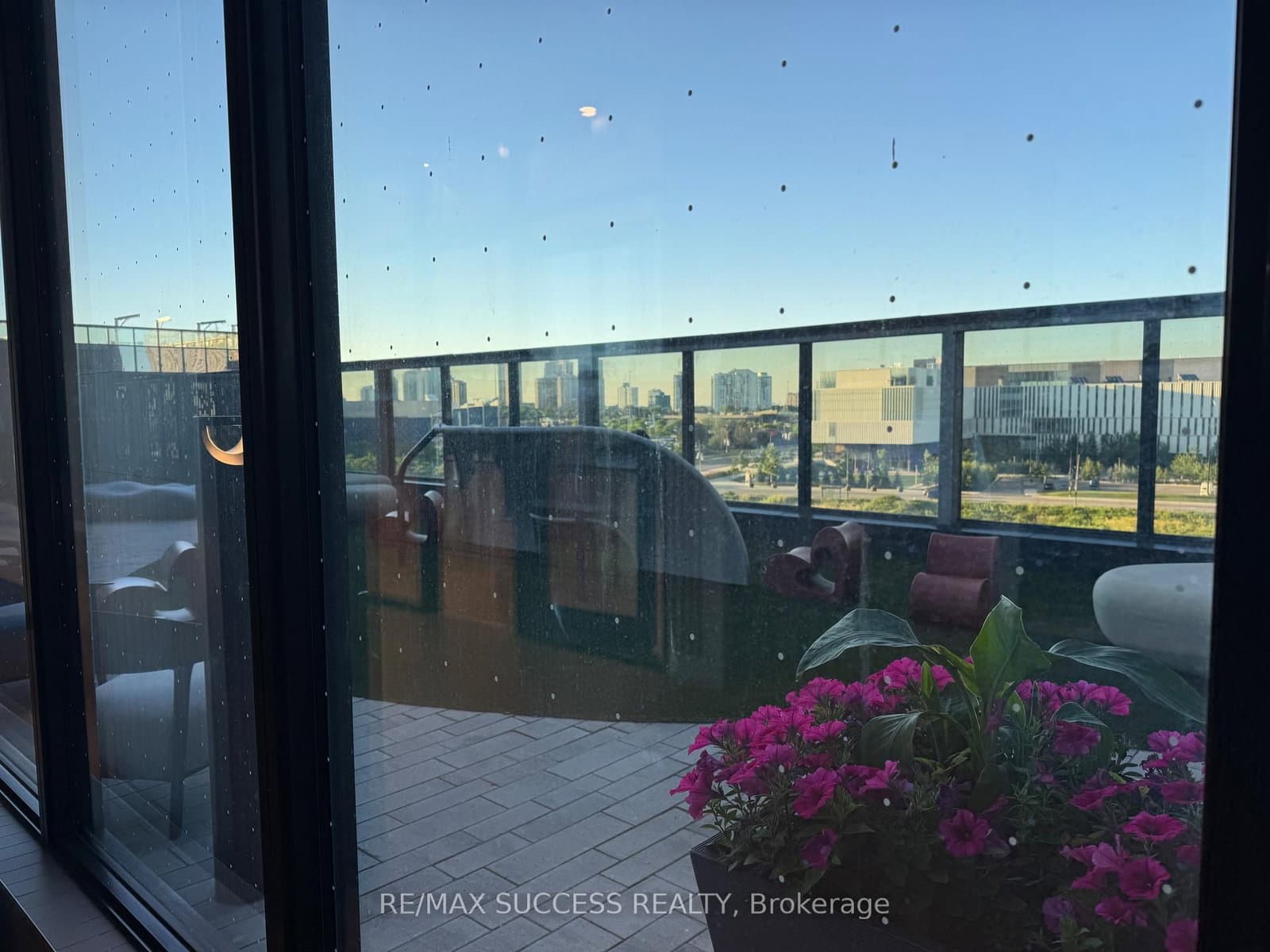 395 Square One Drive, Unit 1607 thumbnail 40