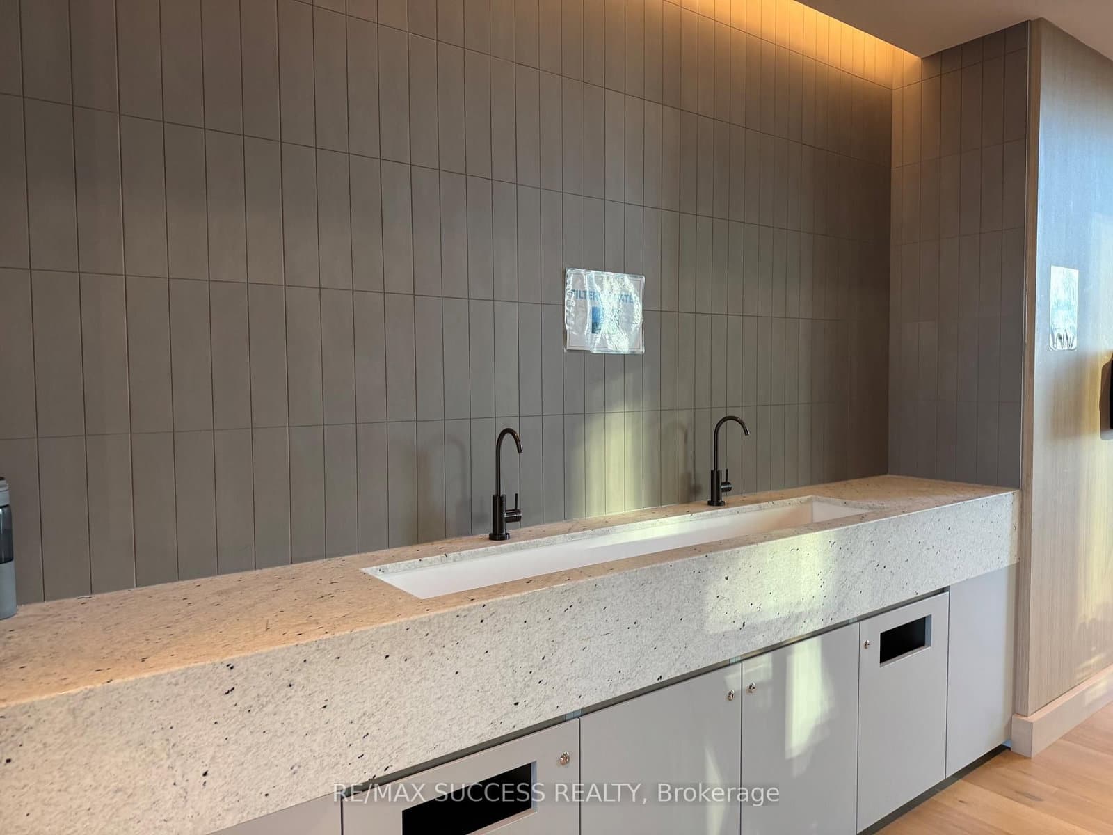 395 Square One Drive, Unit 1607 thumbnail 41