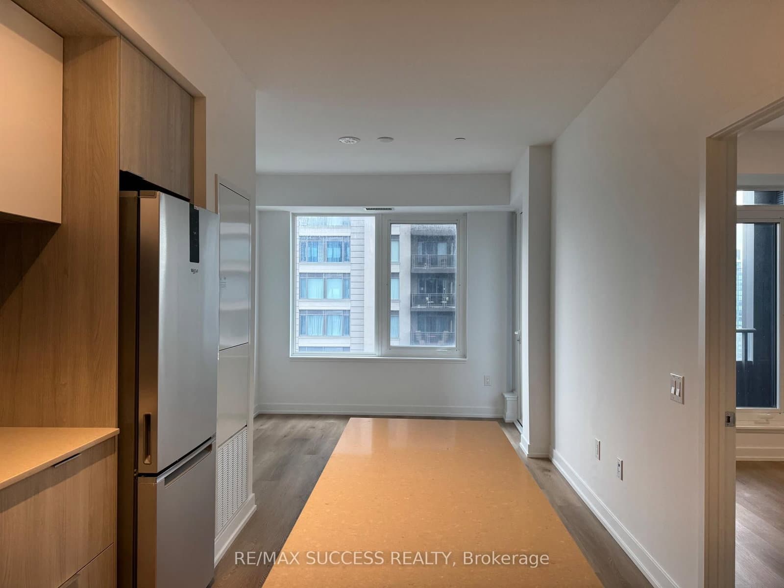395 Square One Drive, Unit 1607 thumbnail 5