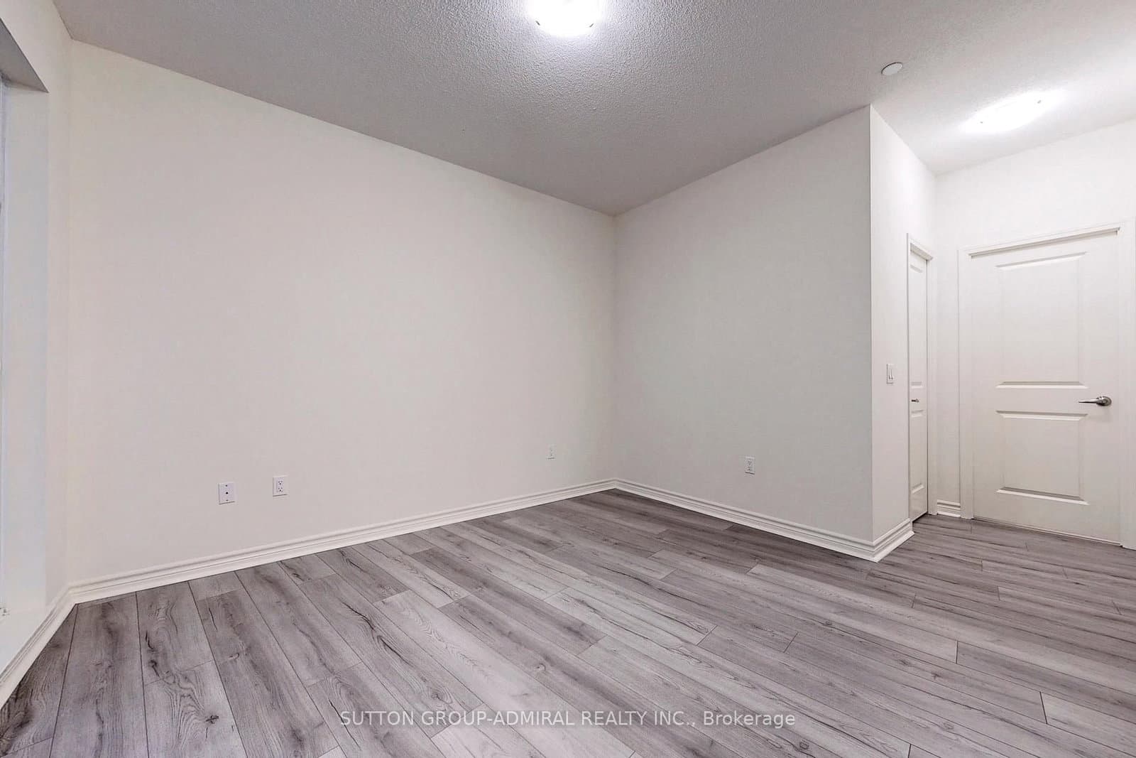39 Annie Craig Drive, Unit 221 thumbnail 12