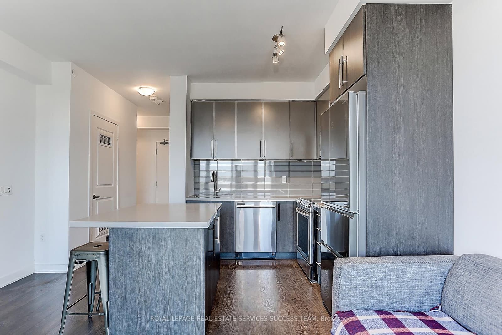 4699 Glen Erin Drive, Unit 1203 thumbnail 12