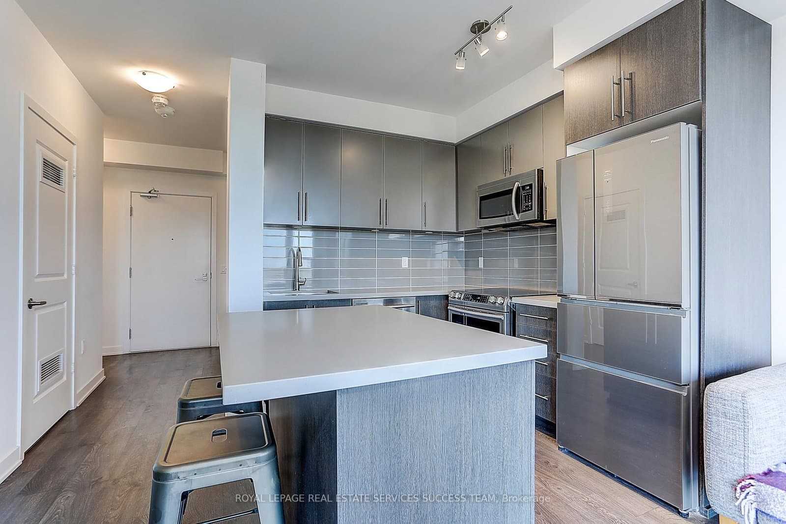 4699 Glen Erin Drive, Unit 1203 thumbnail 17