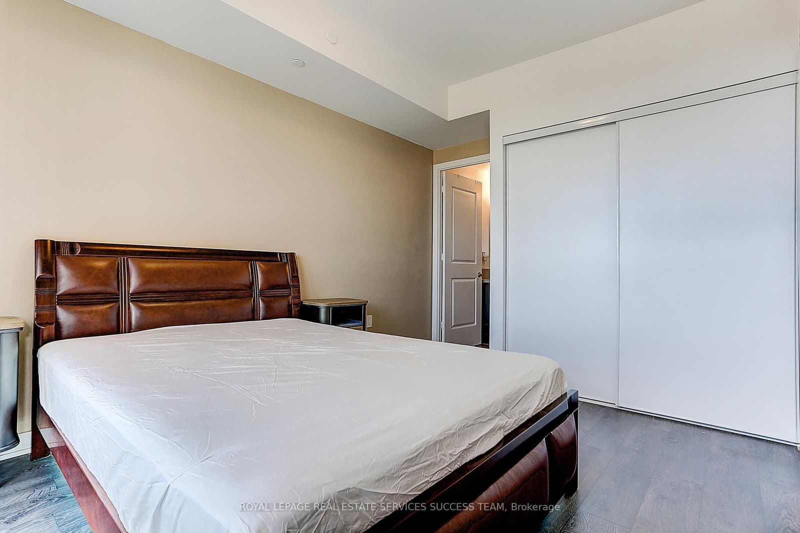 4699 Glen Erin Drive, Unit 1203 thumbnail 29