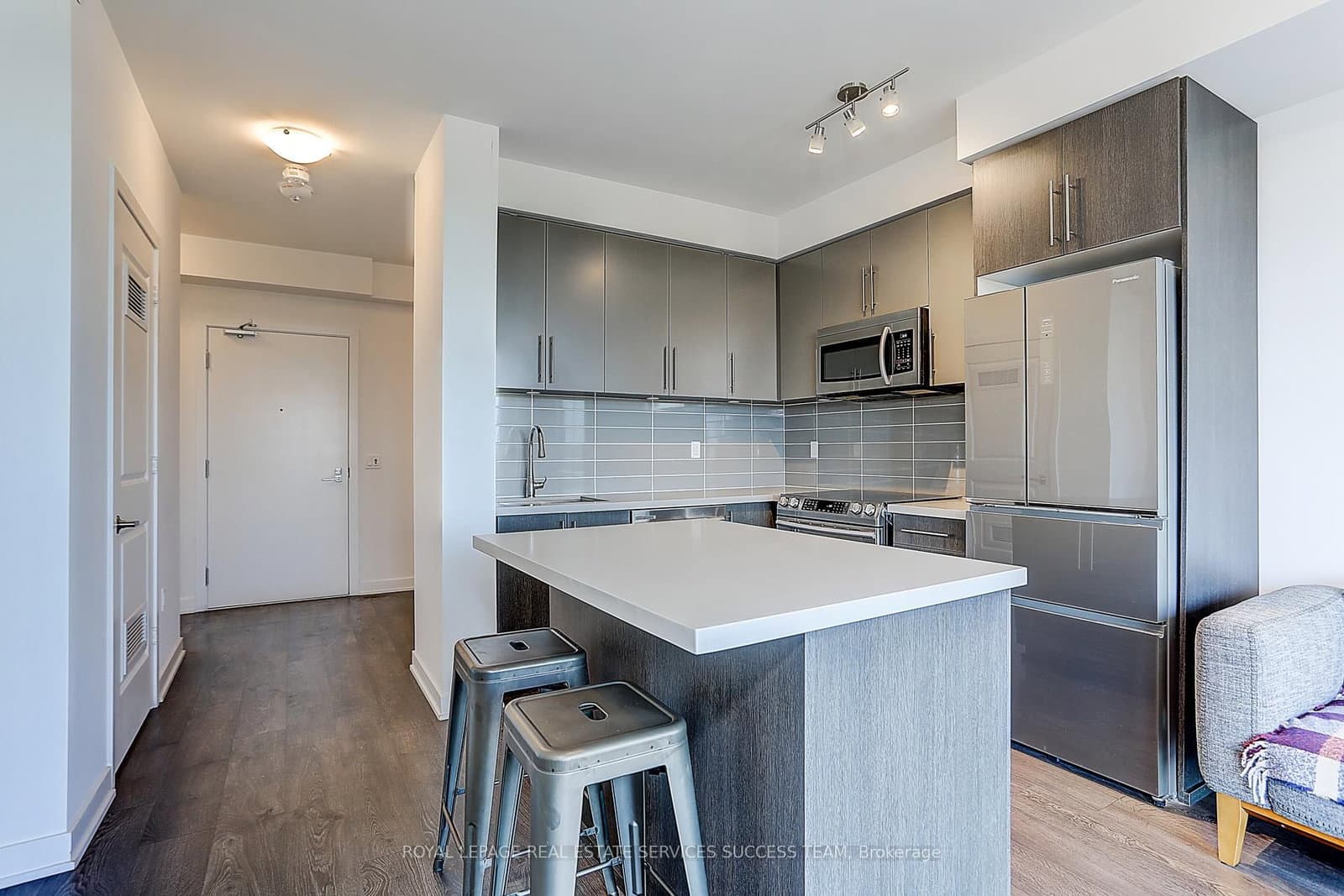 4699 Glen Erin Drive, Unit 1203 thumbnail 3