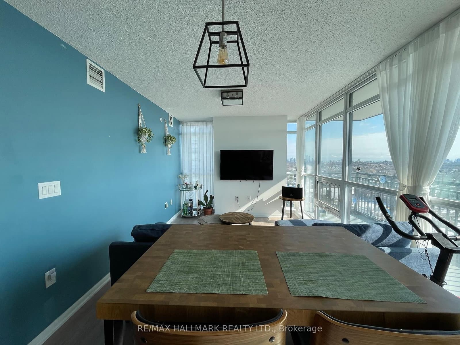 830 Lawrence Avenue W, Unit 1507 thumbnail 18