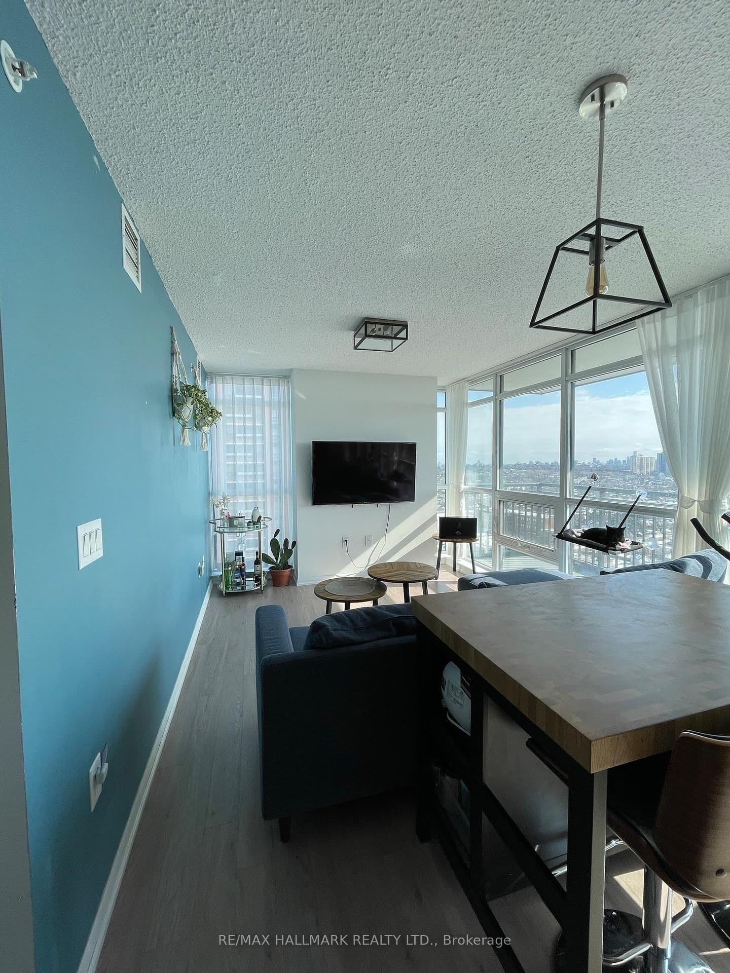 830 Lawrence Avenue W, Unit 1507 thumbnail 4