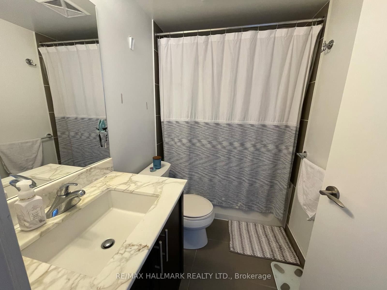 830 Lawrence Avenue W, Unit 1507 thumbnail 7