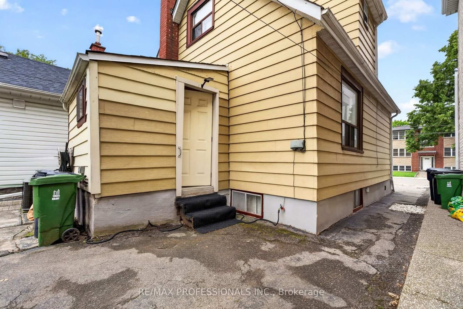 262 Melrose Street thumbnail 30