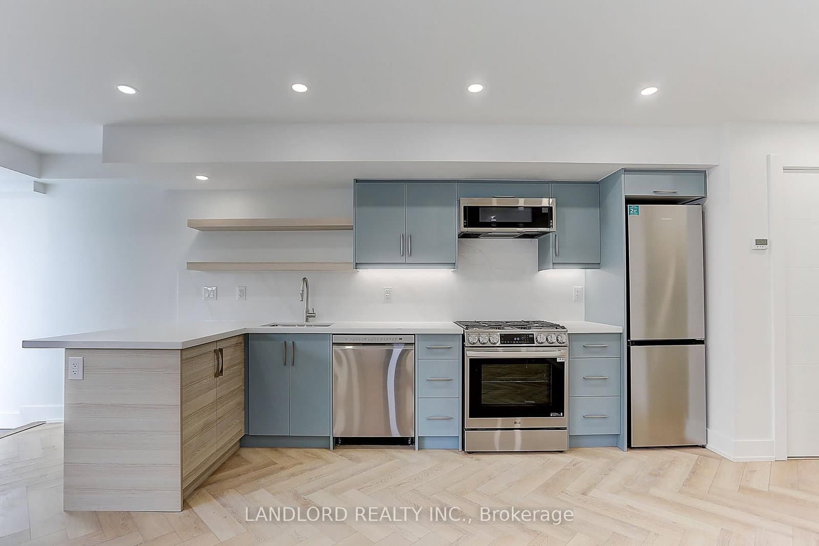 71 Livingstone Avenue, Unit Lower thumbnail 15