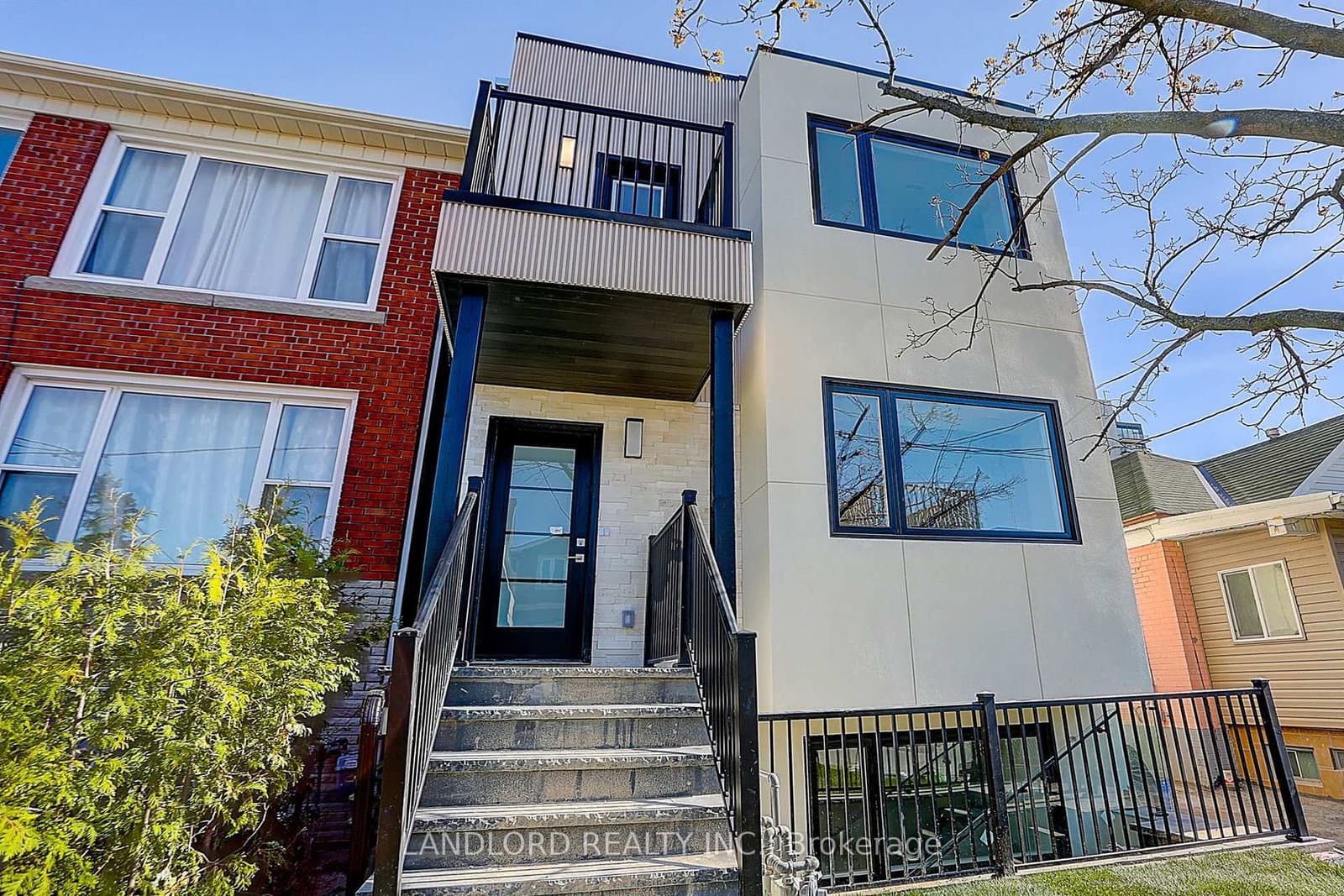 71 Livingstone Avenue, Unit Lower thumbnail 2