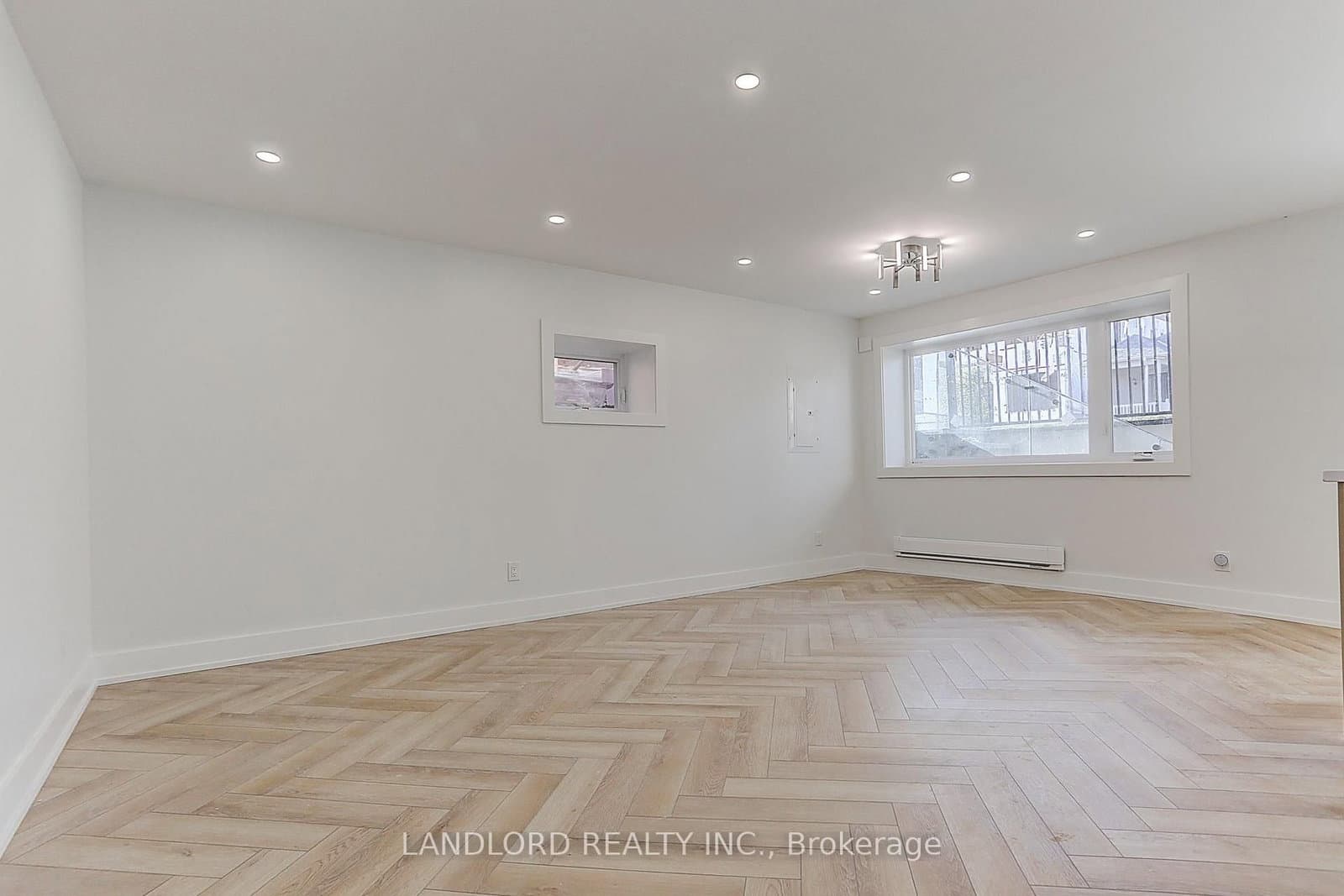 71 Livingstone Avenue, Unit Lower thumbnail 21