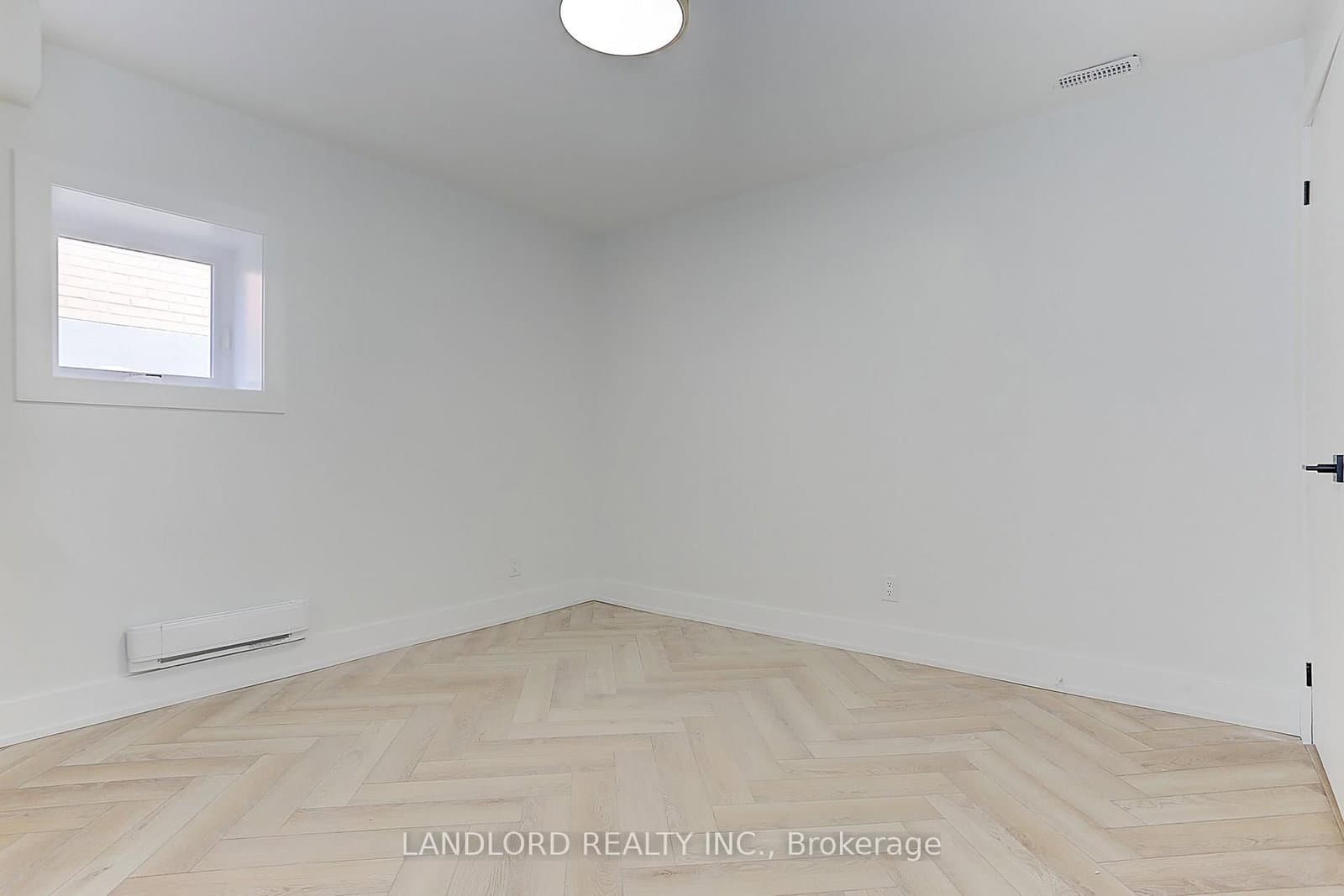 71 Livingstone Avenue, Unit Lower thumbnail 27