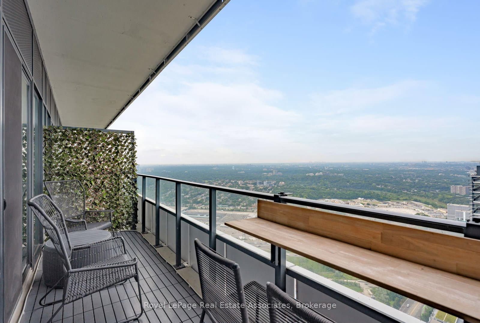30 Shore Breeze Drive, Unit 6104 thumbnail 27