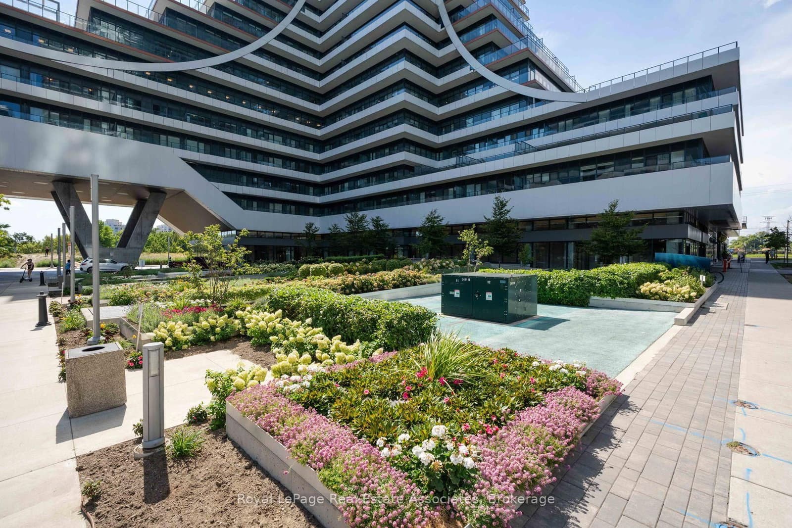 30 Shore Breeze Drive, Unit 6104 thumbnail 36