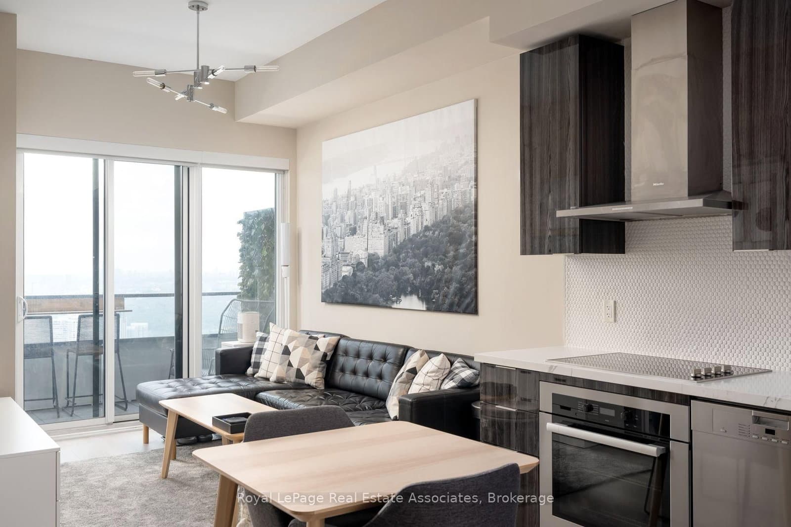 30 Shore Breeze Drive, Unit 6104 thumbnail 9