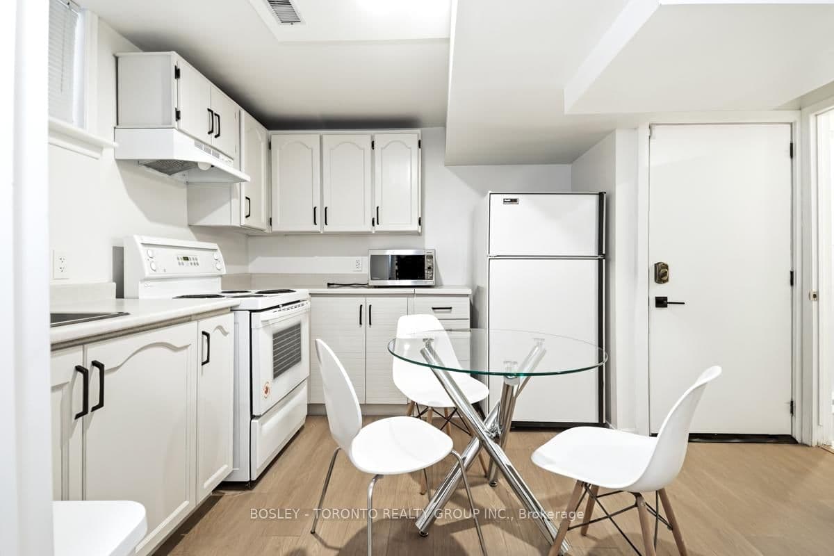 146 Earlscourt Avenue, Unit Lower thumbnail 12