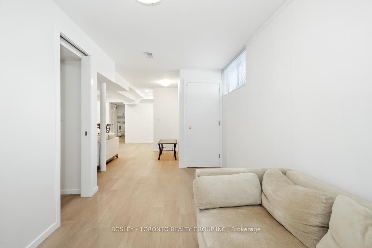 146 Earlscourt Avenue, Unit Lower thumbnail 23