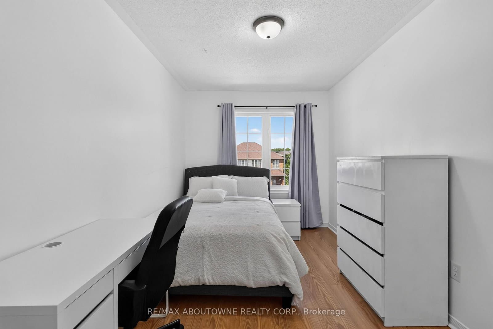 5233 Thornburn Drive thumbnail 25