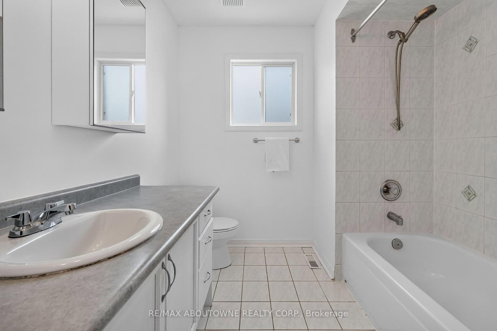 5233 Thornburn Drive thumbnail 27