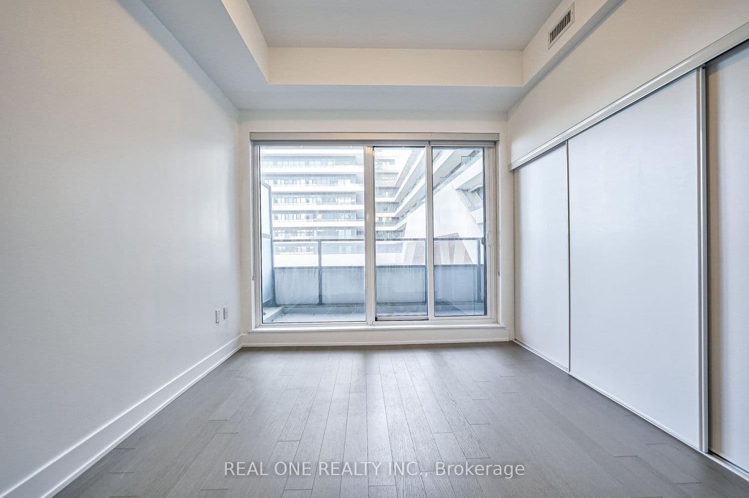 30 Shore Breeze Drive, Unit 231 thumbnail 13