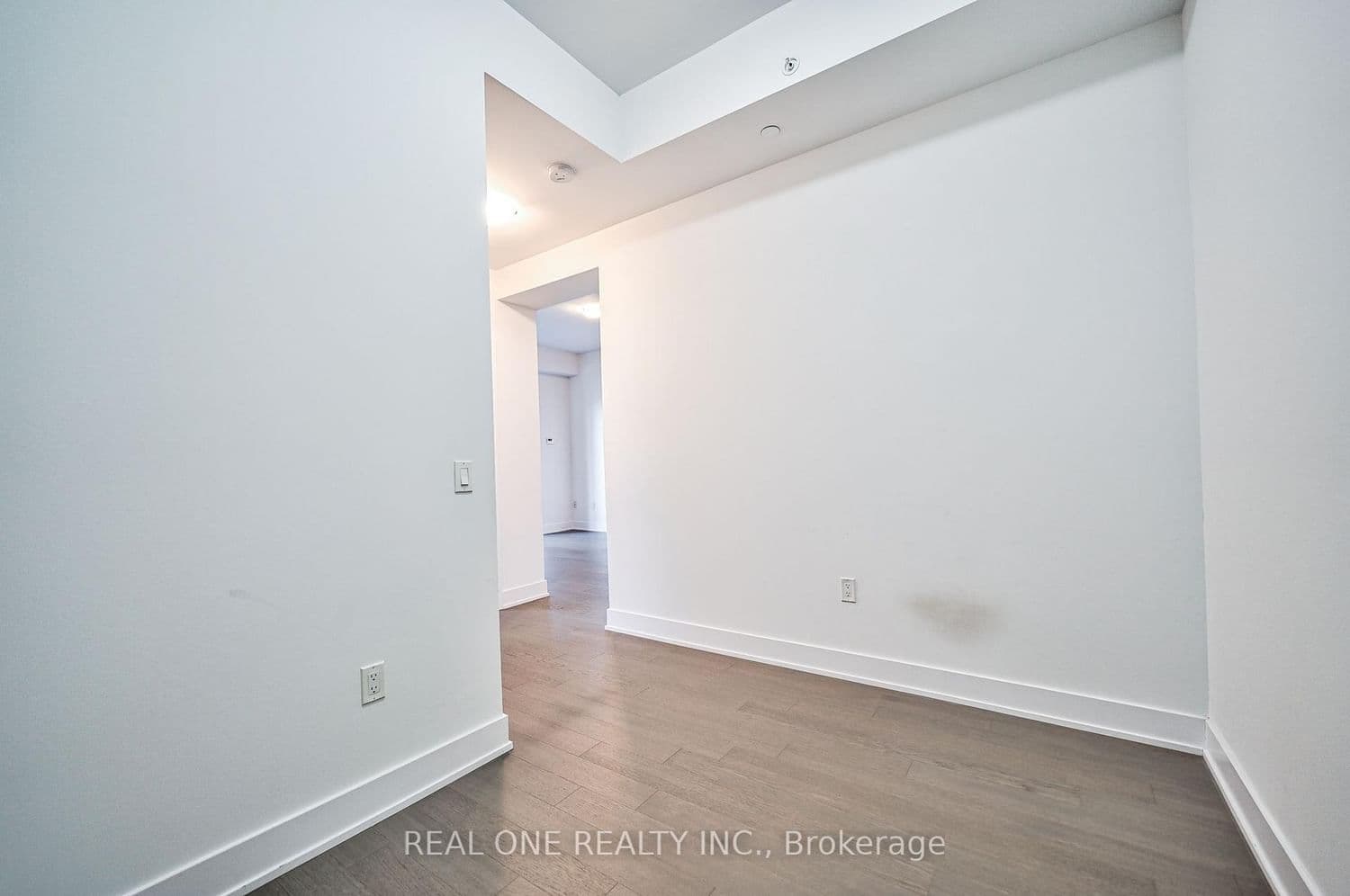 30 Shore Breeze Drive, Unit 231 thumbnail 20
