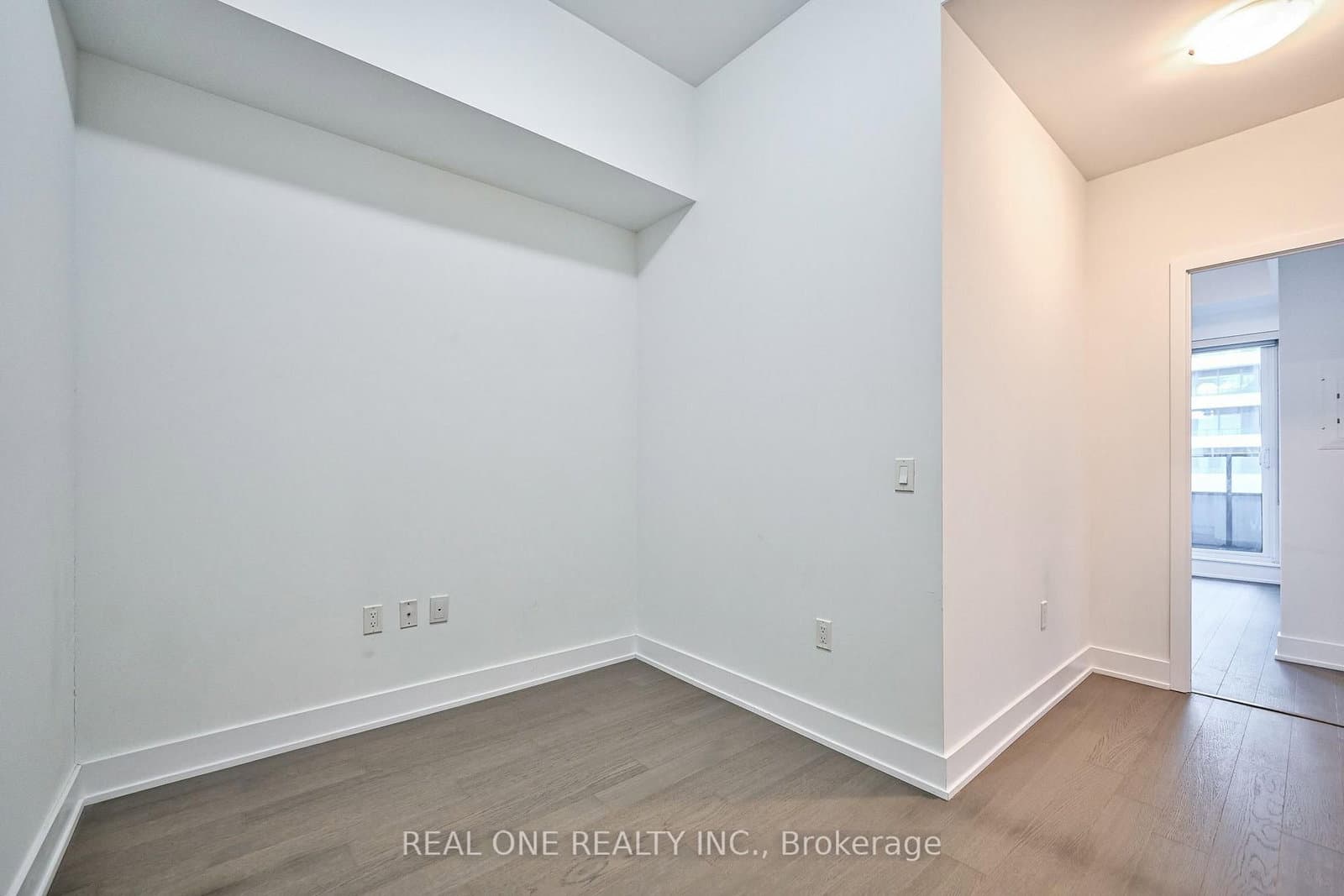 30 Shore Breeze Drive, Unit 231 thumbnail 22
