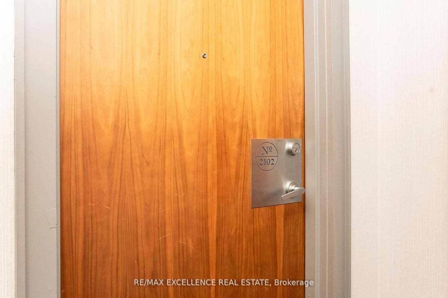 33 Elm Drive, Unit 2102 thumbnail 11