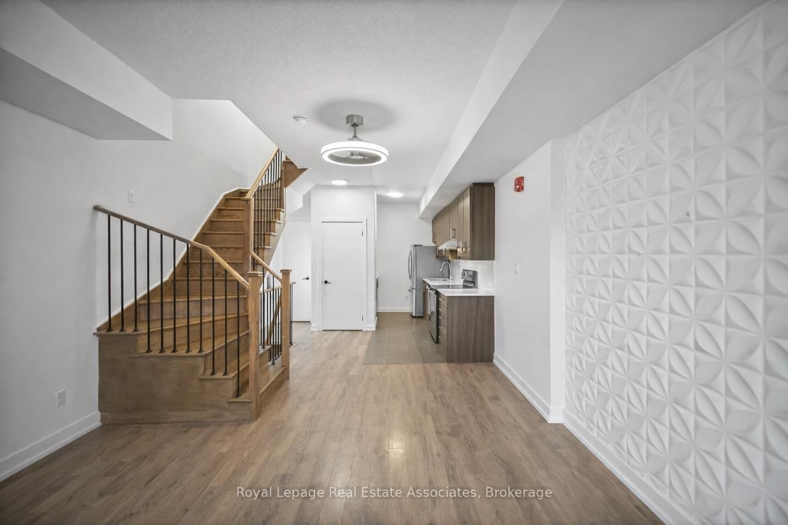 2059 Weston Road, Unit 40 thumbnail 2