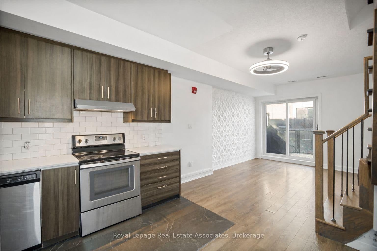 2059 Weston Road, Unit 40 thumbnail 8