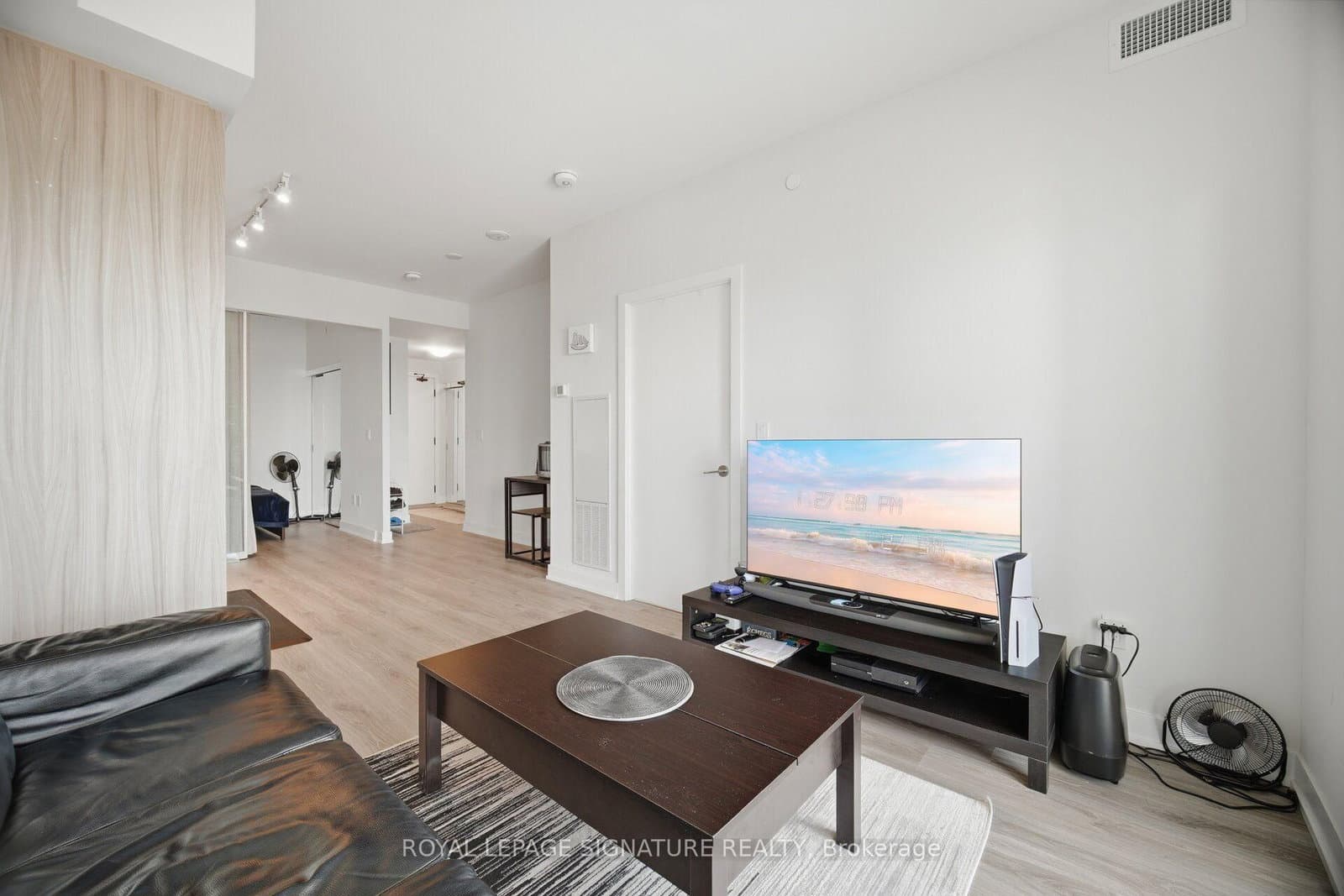430 Square One Drive, Unit 2709 thumbnail 22