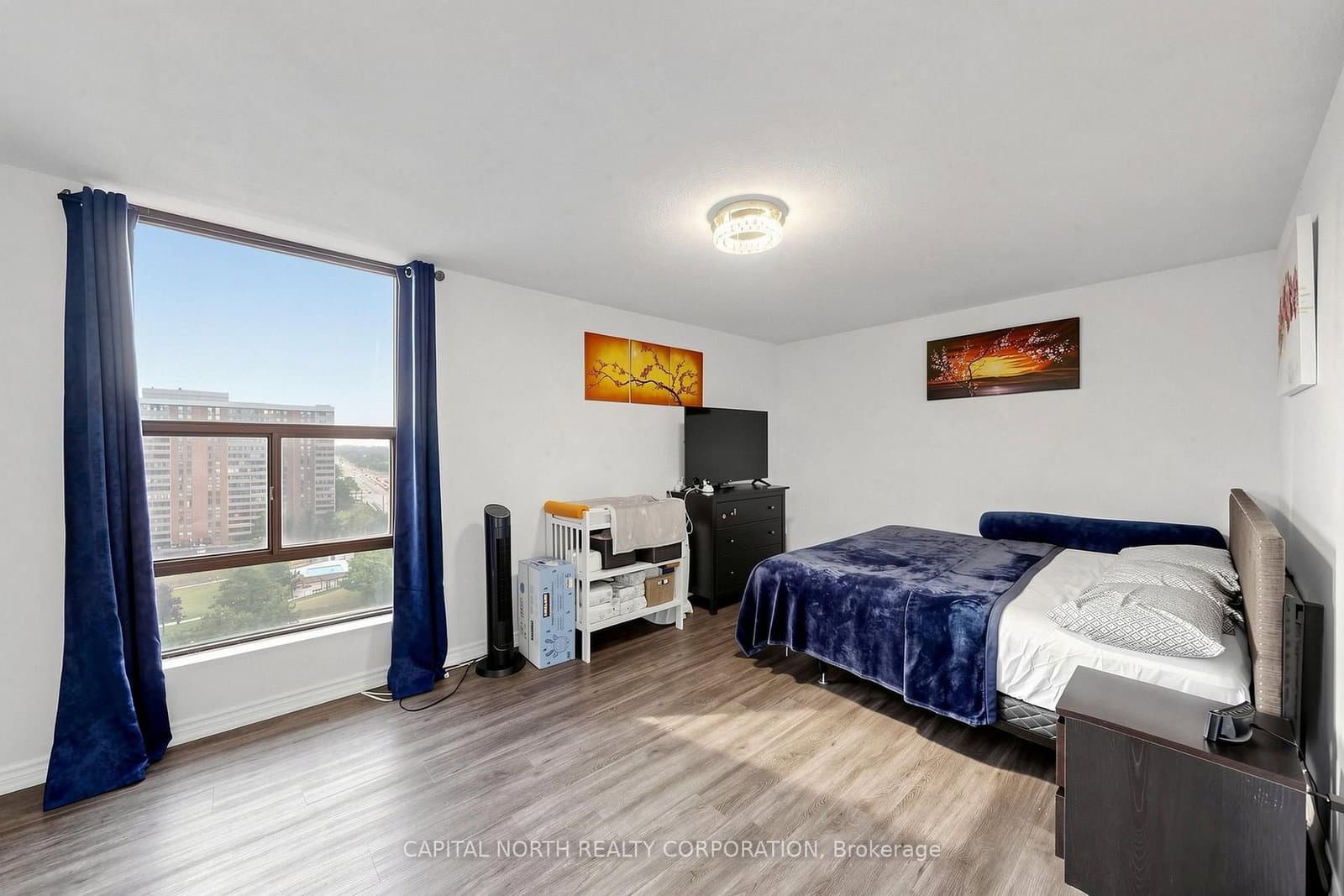 21 Knightsbridge Road, Unit 1502 thumbnail 15