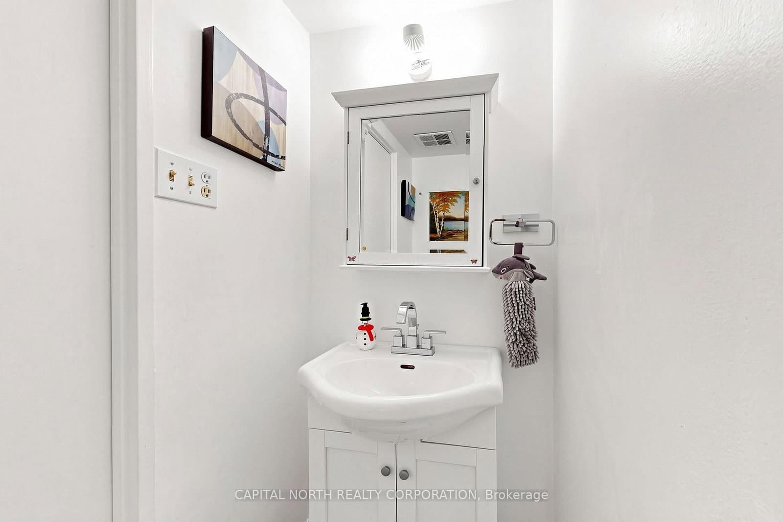 21 Knightsbridge Road, Unit 1502 thumbnail 18