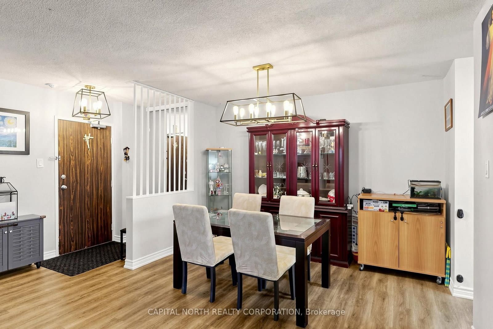 21 Knightsbridge Road, Unit 1502 thumbnail 9
