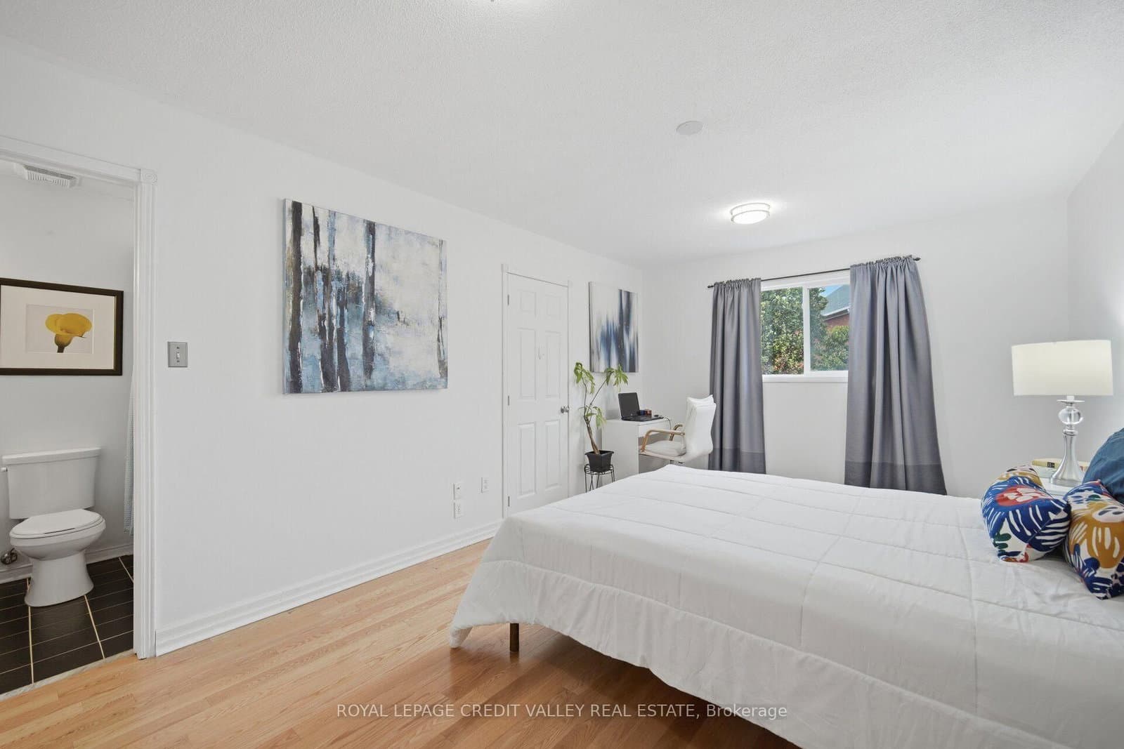 43 Flemington Drive E thumbnail 17