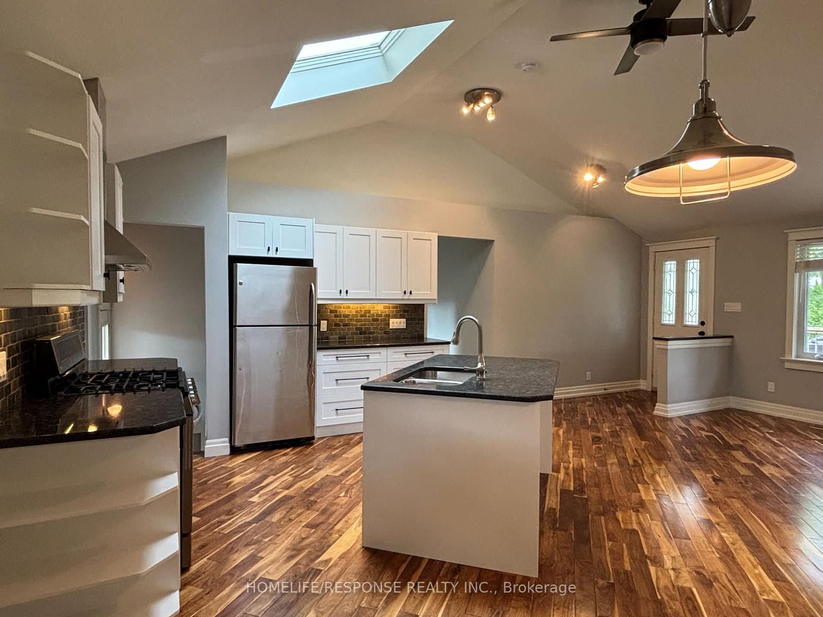 5452 CROYDON Road thumbnail 2