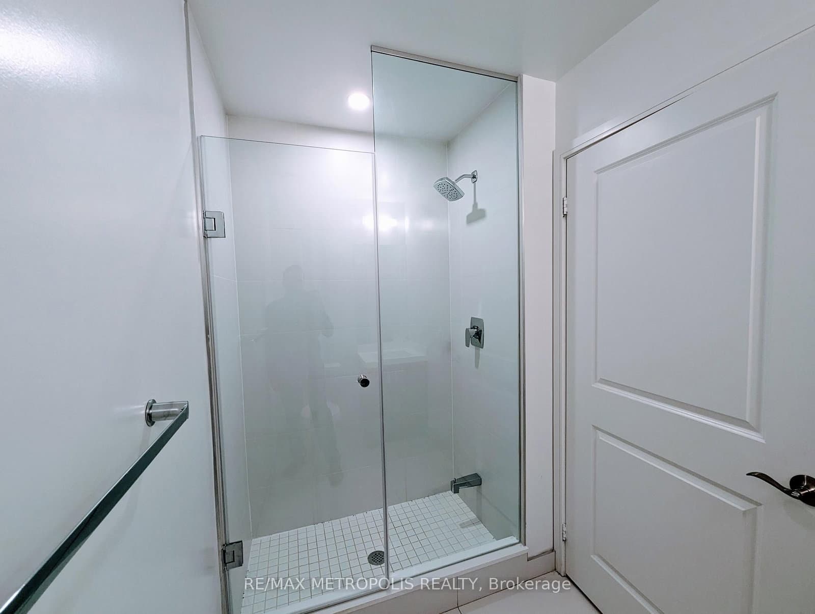 8 Nahani Way, Unit 3403 thumbnail 10