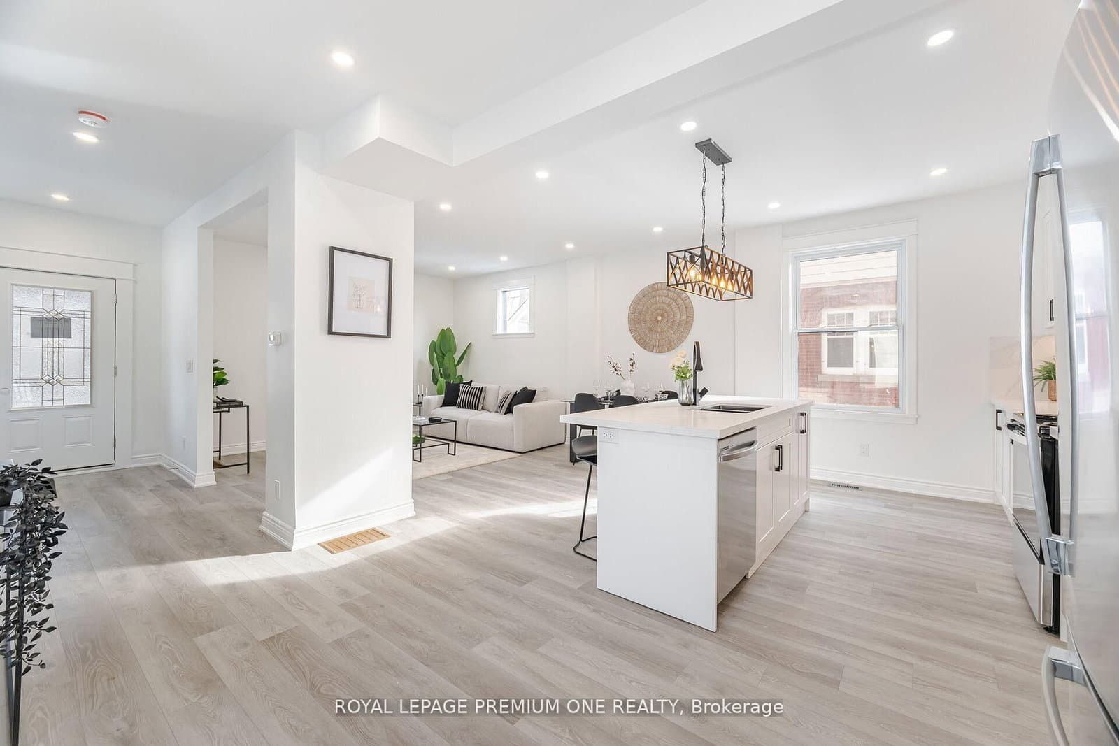71 Mill Street S thumbnail 10