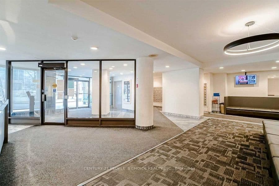 350 Webb Drive, Unit 2010 thumbnail 3