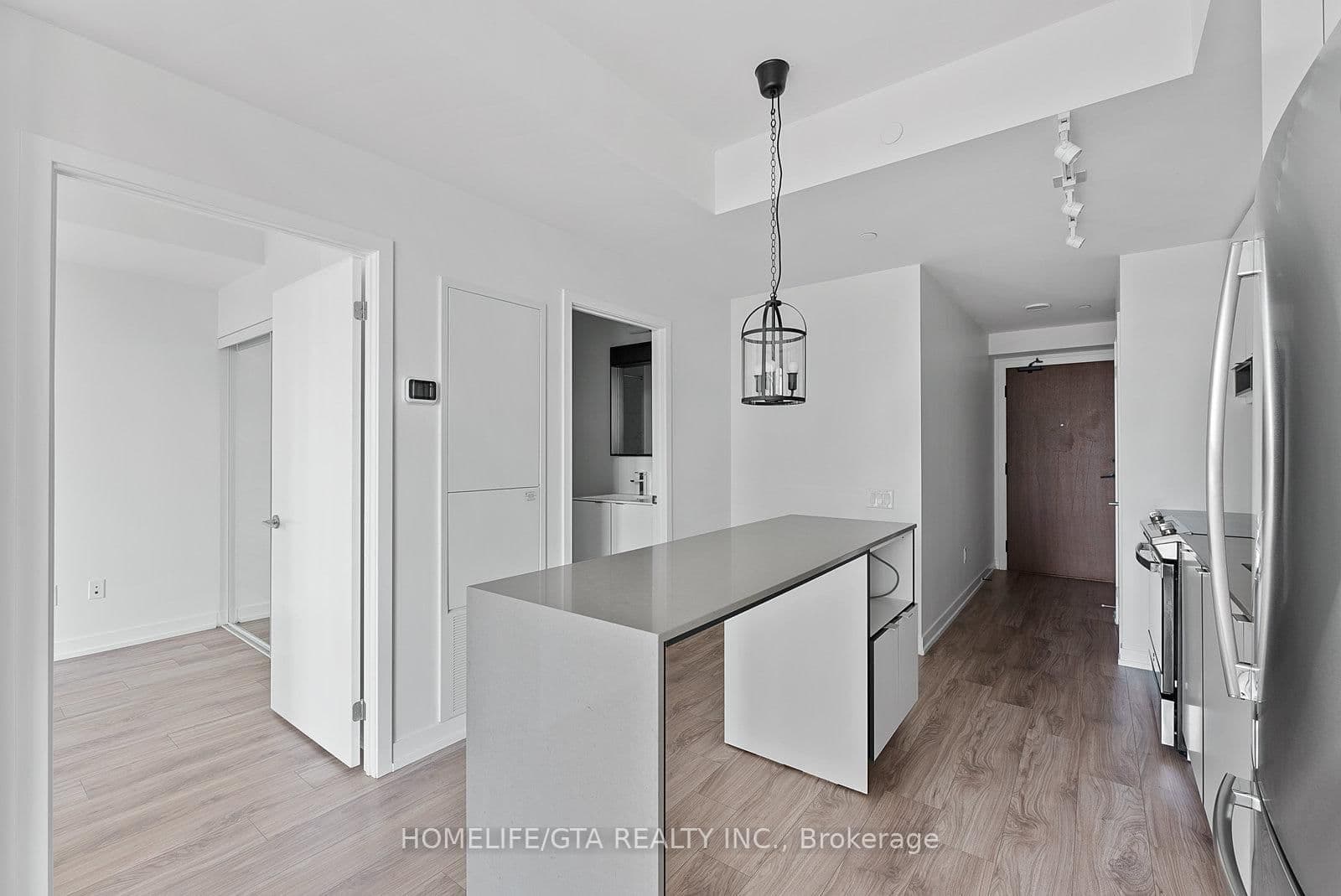 4065 Confederation Parkway, Unit 1512 thumbnail 13