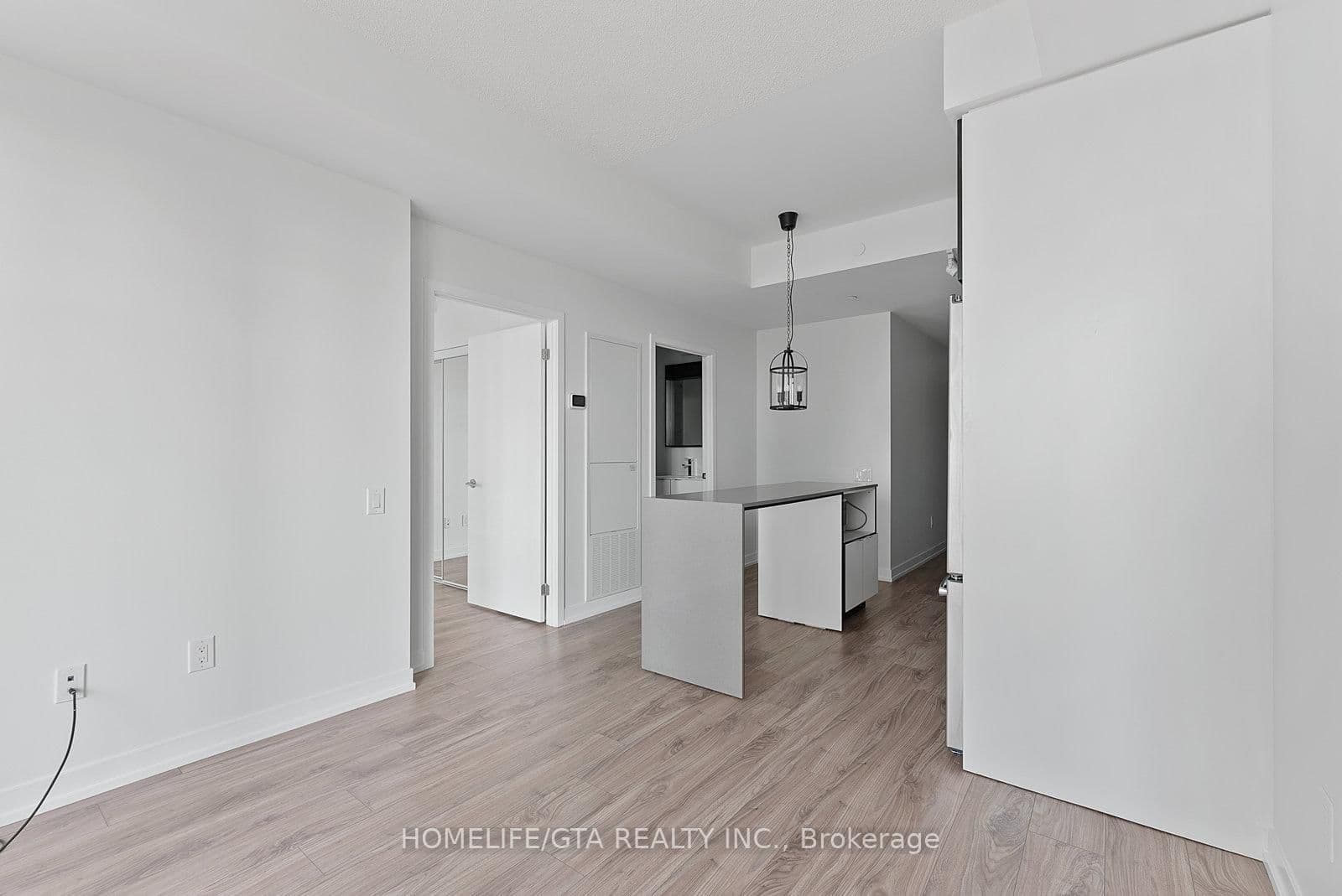 4065 Confederation Parkway, Unit 1512 thumbnail 16