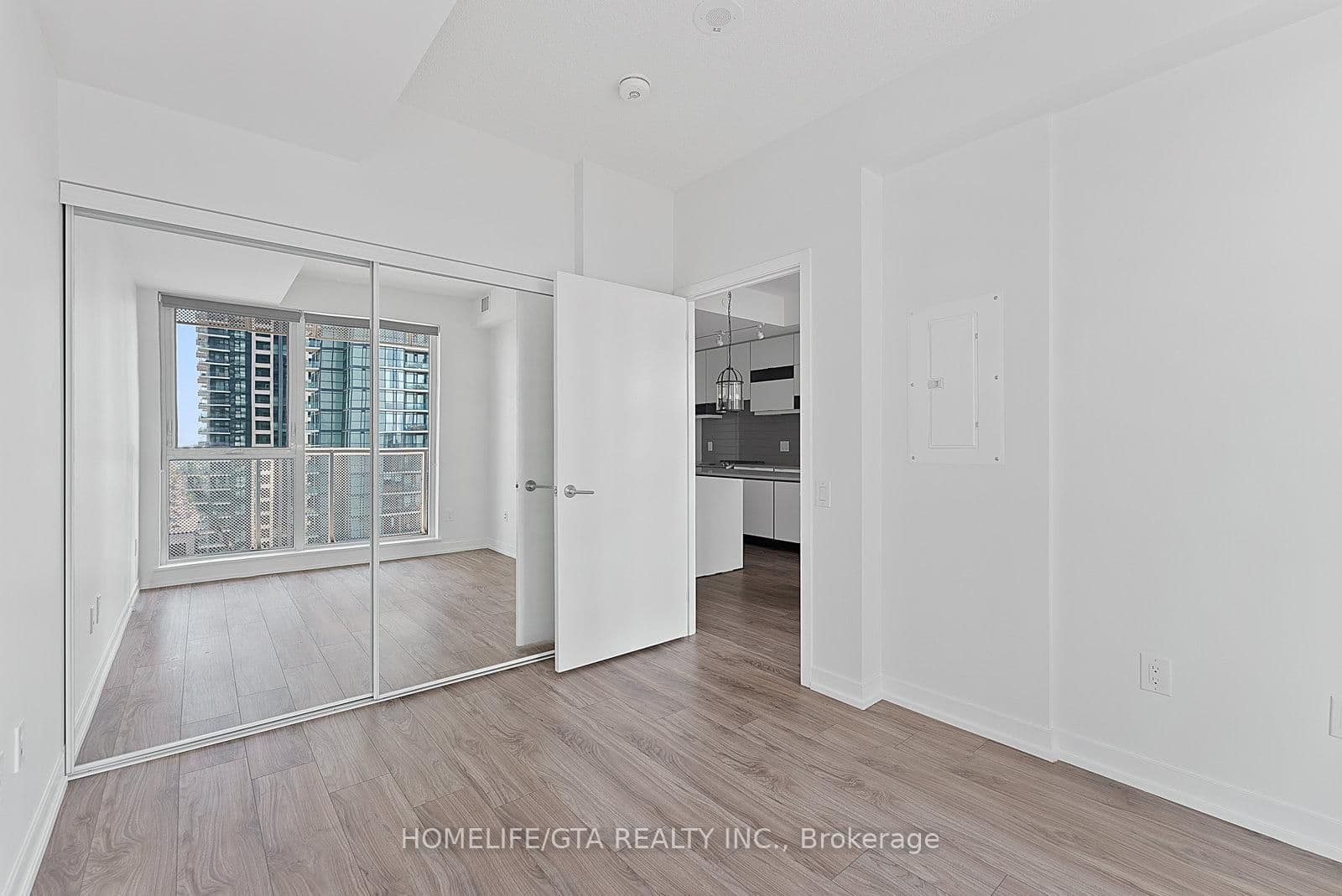 4065 Confederation Parkway, Unit 1512 thumbnail 22