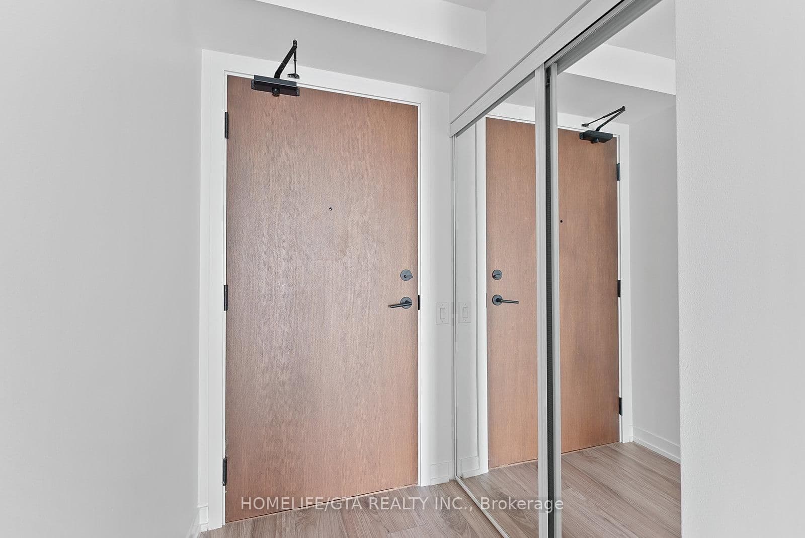 4065 Confederation Parkway, Unit 1512 thumbnail 6