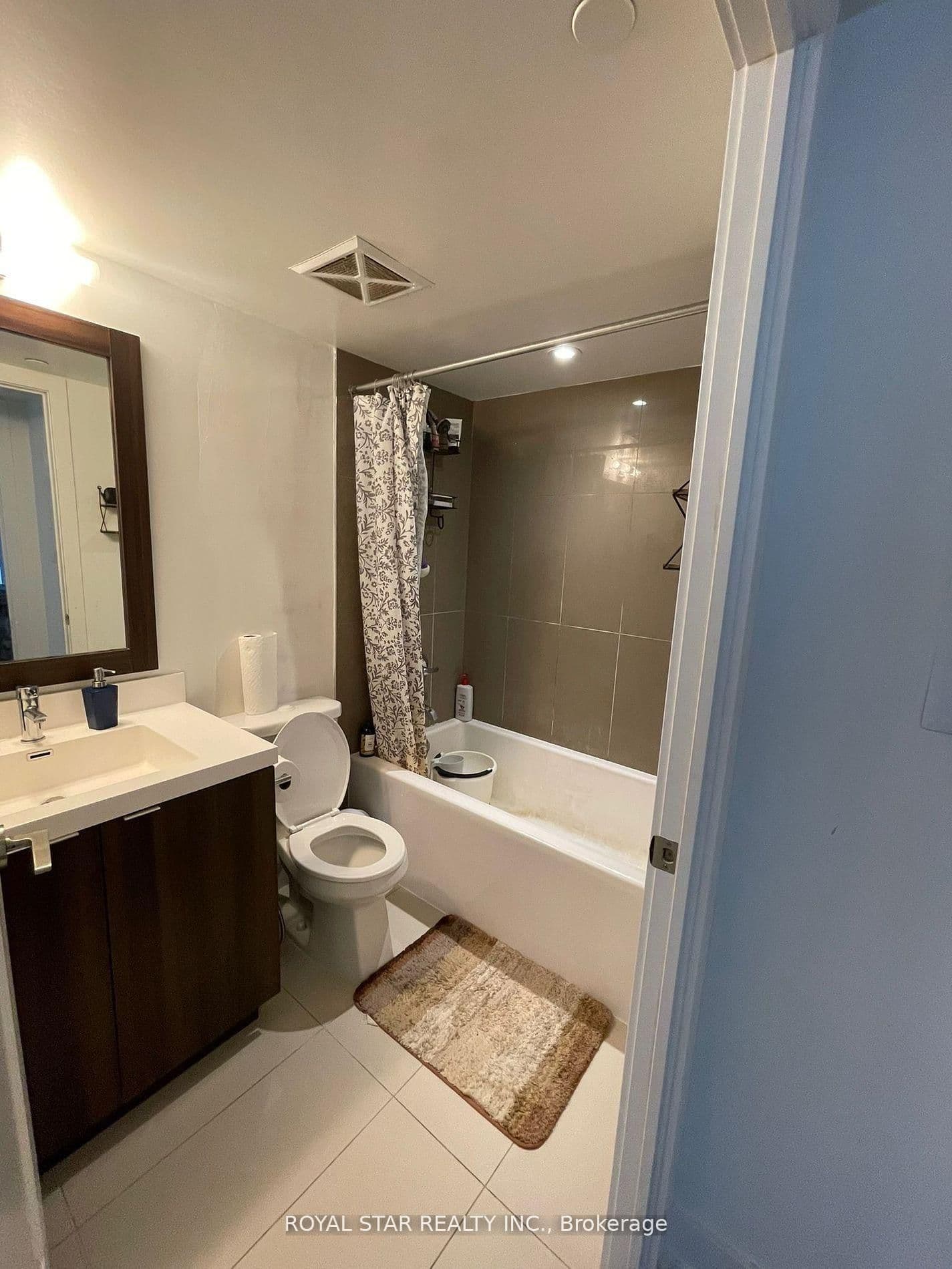 7 Mabelle Avenue, Unit 2010 thumbnail 16
